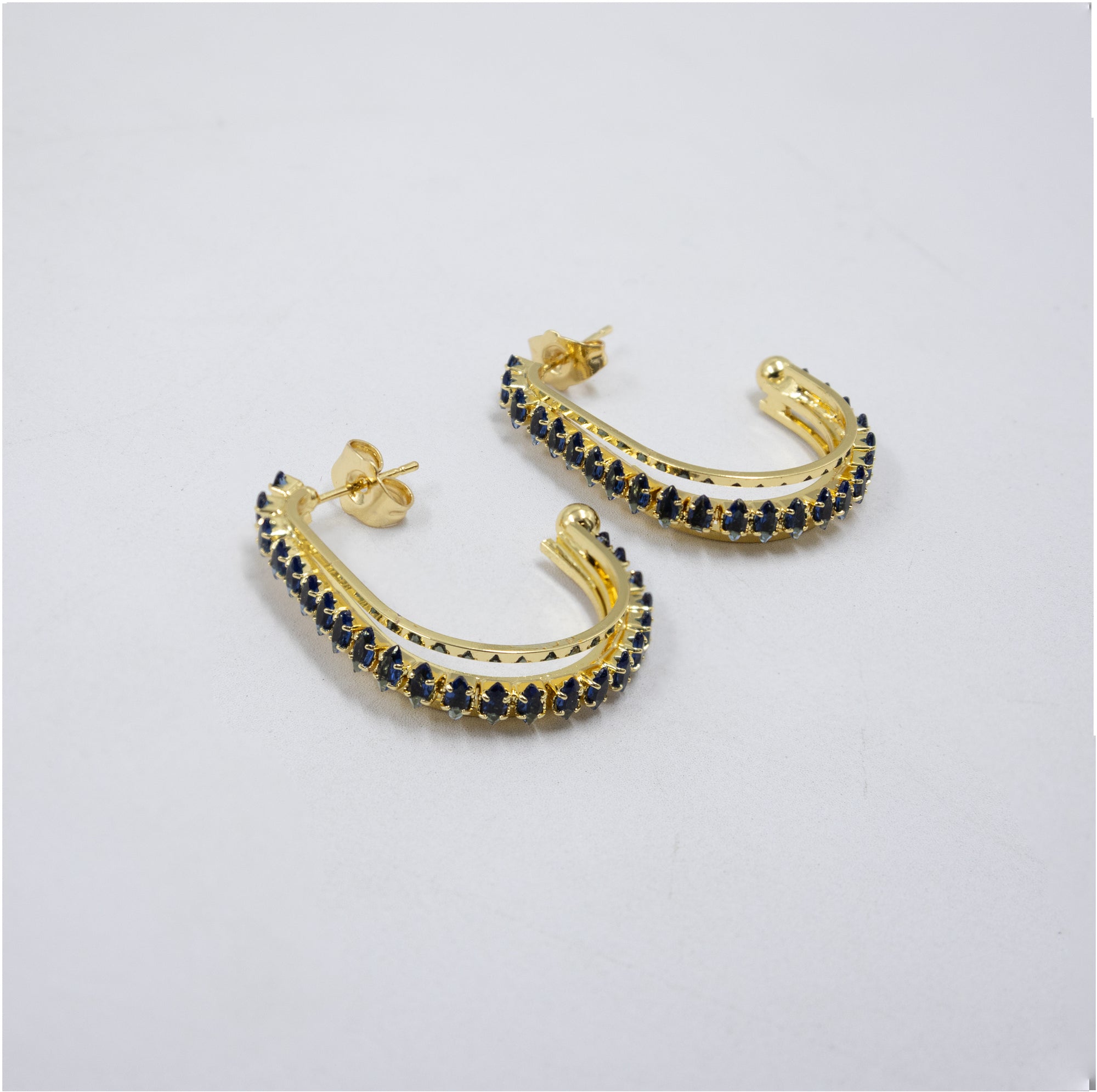 Aretes Dorados con piedras de color M9 Oro Laminado