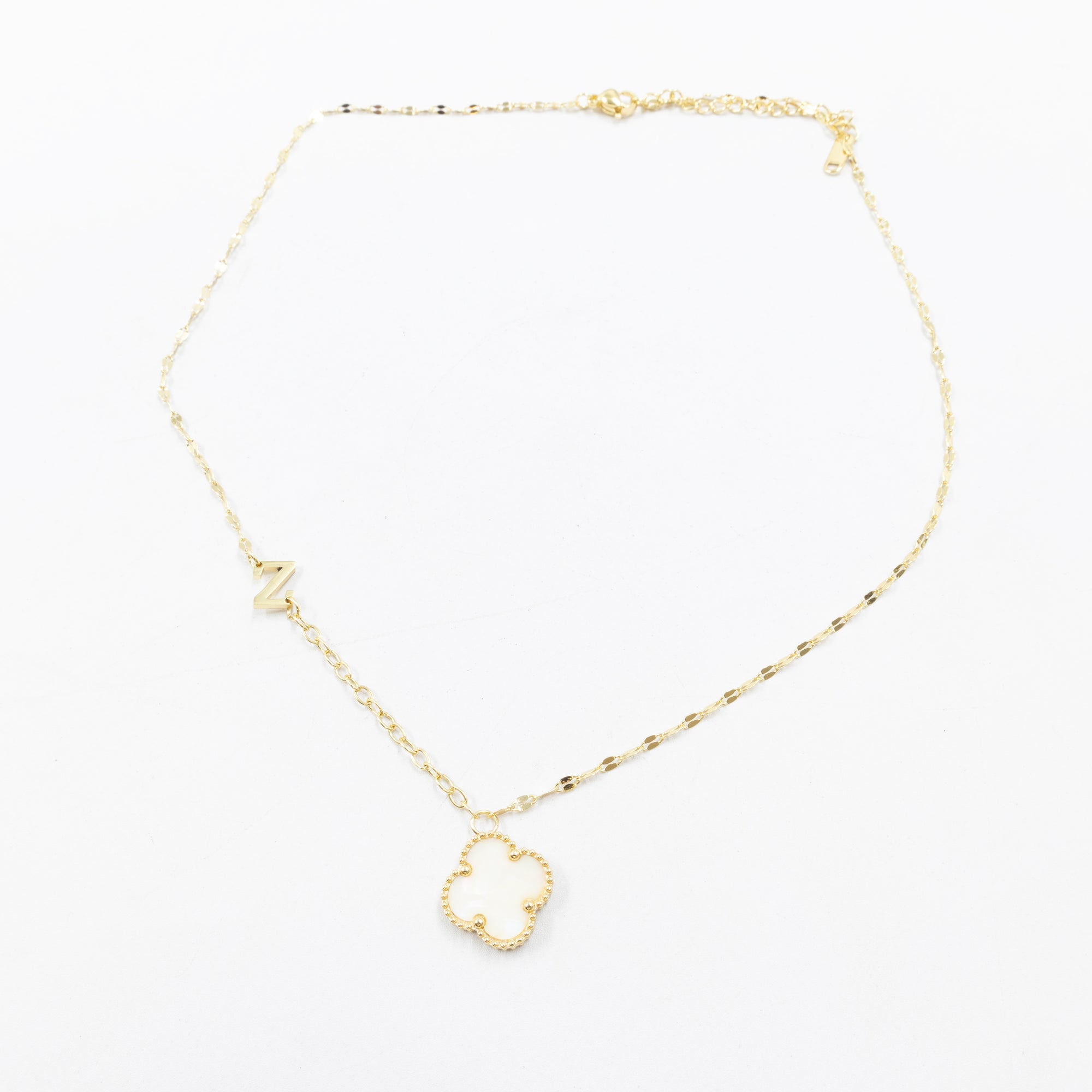 Collares Dorados con dijes de letra Y, Z y dije de Trebol M7 Oro Laminado
