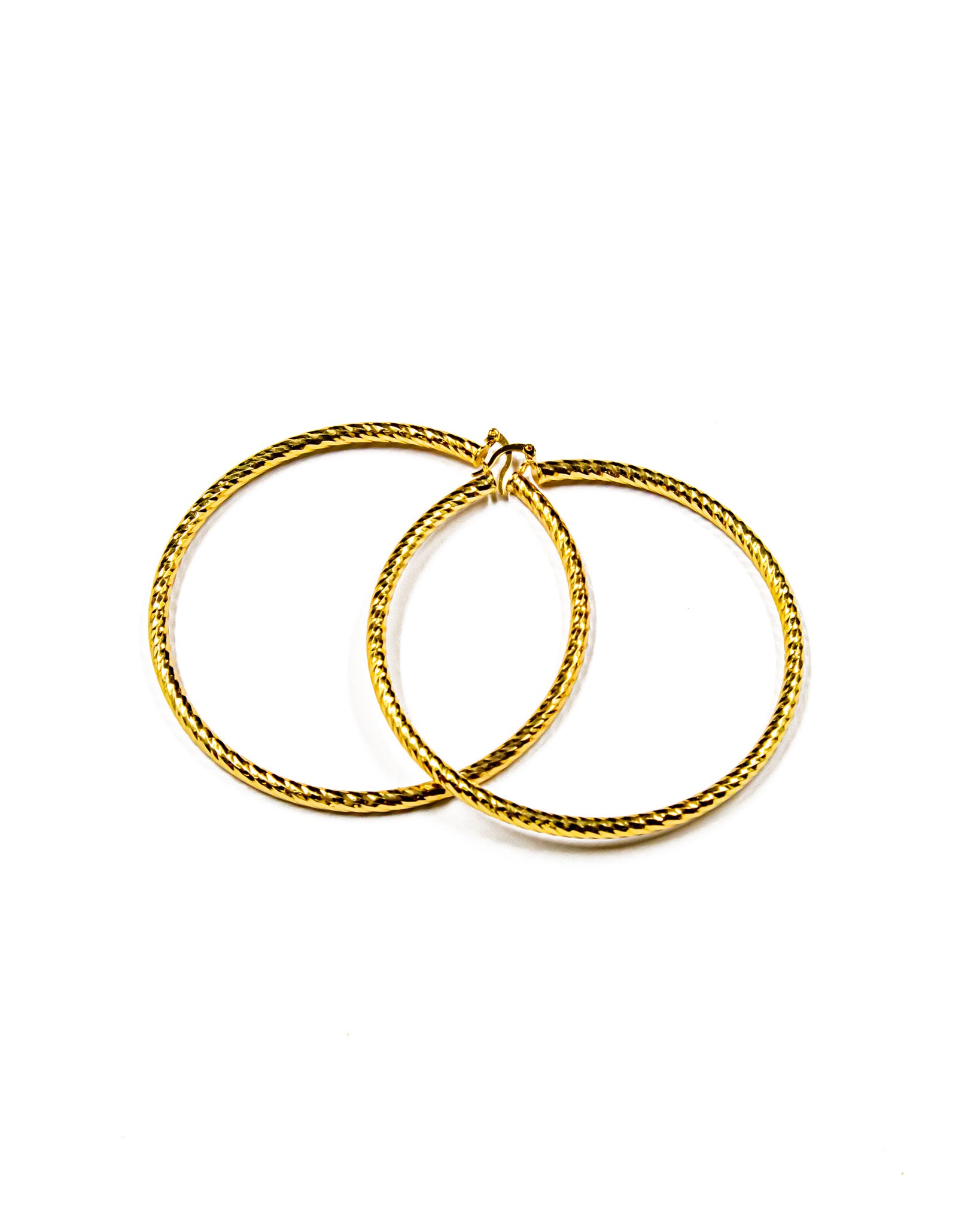 Arete tipo arracada - M1 Oro Laminado