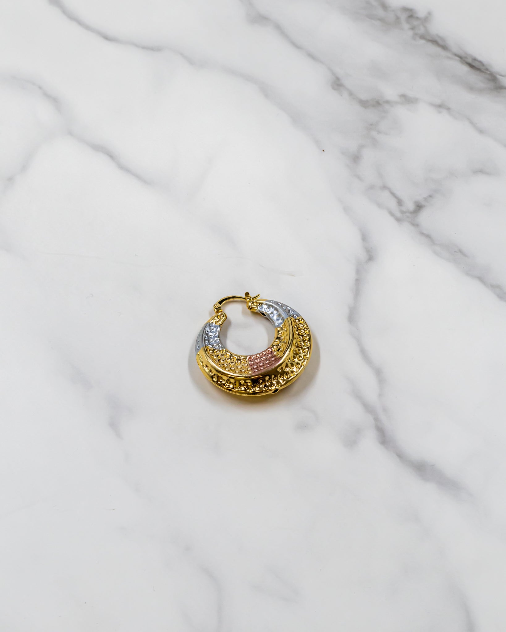 Aretes tipo canasta - M1 Oro Laminado