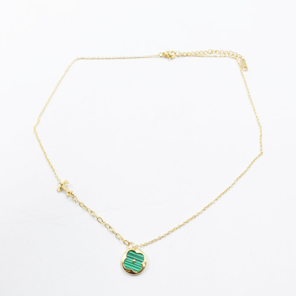 Collares Dorados con dijes de letra S,T,V y dije de Trebol M6 Oro Laminado