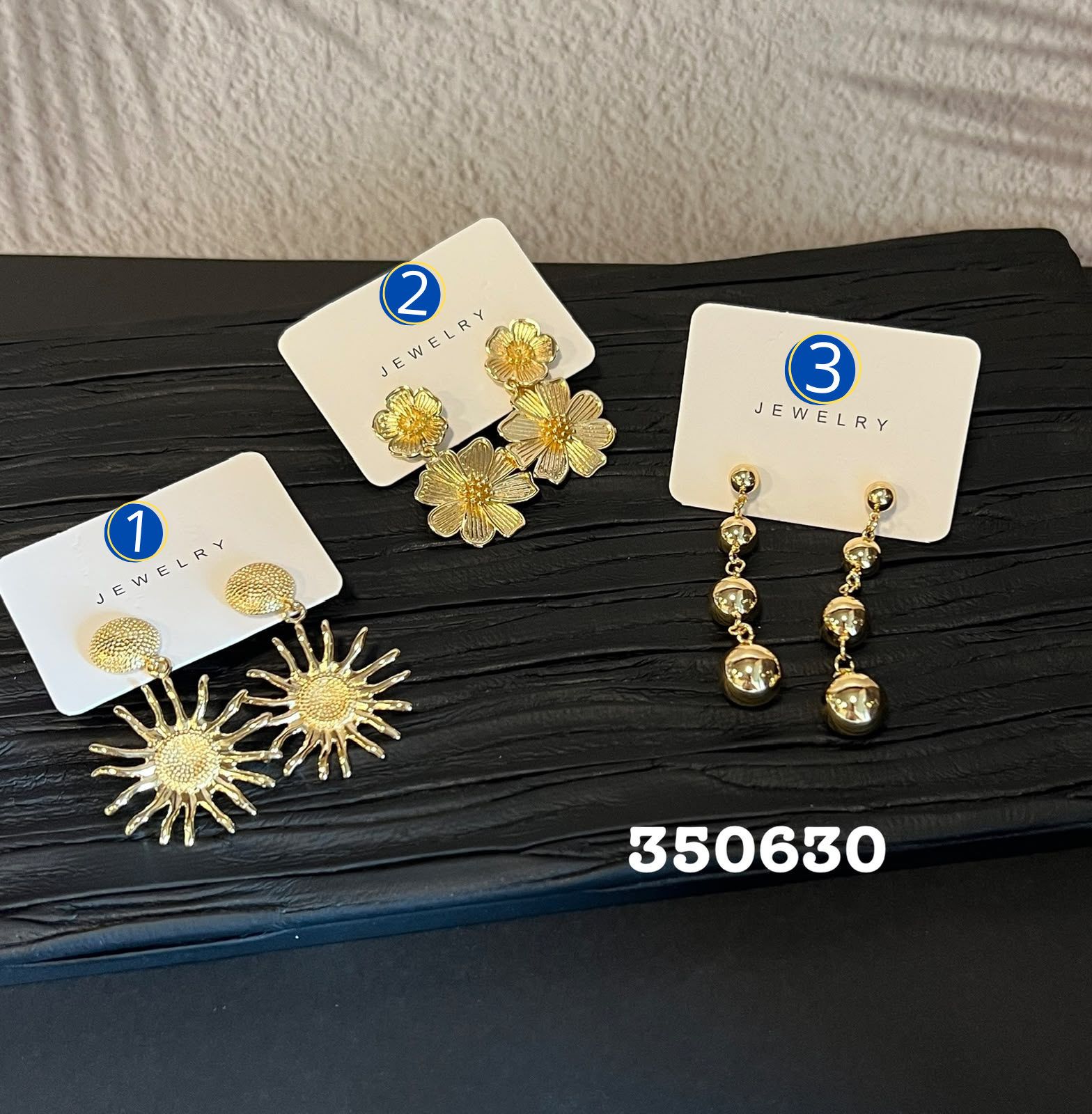 [13/AGOSTO/26] Aretes Dorados M5 Oro Laminado