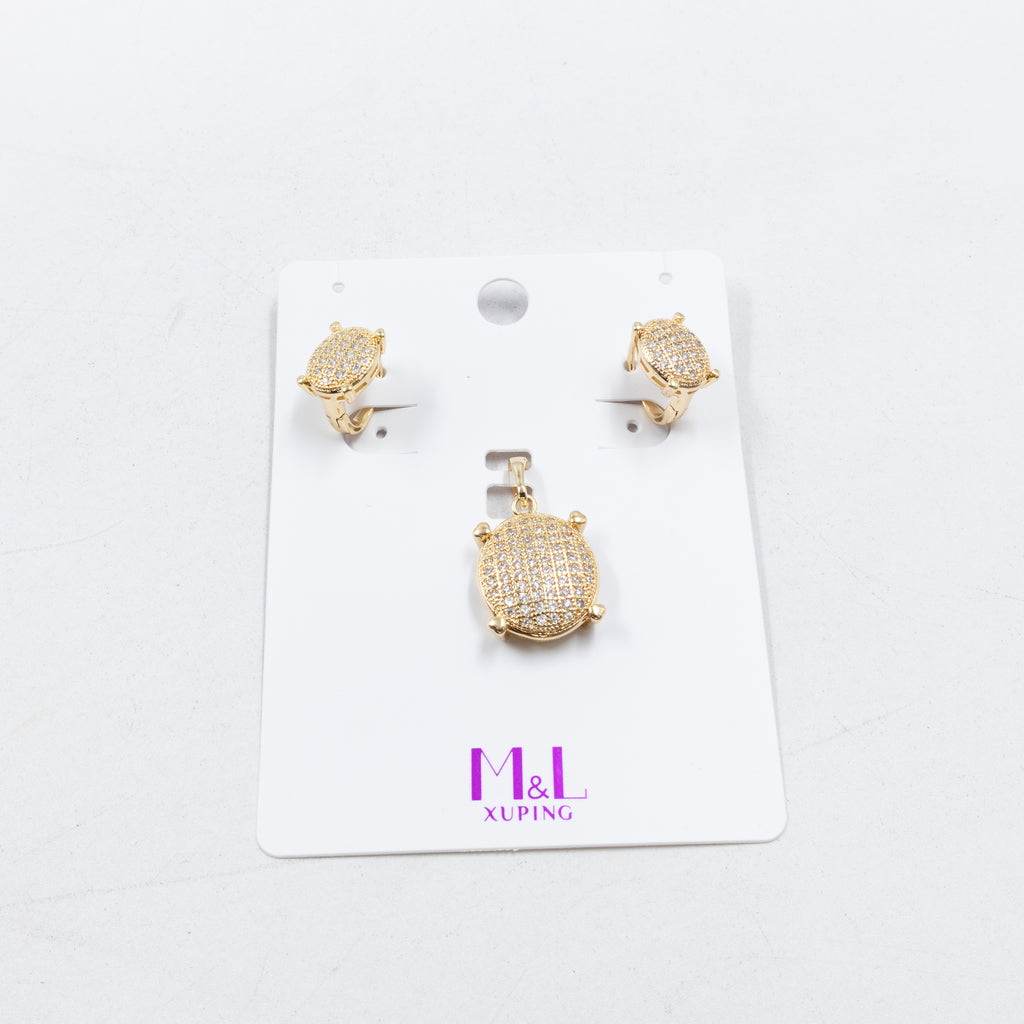 Conjunto de de Aretes y Dije M7 Oro Laminado