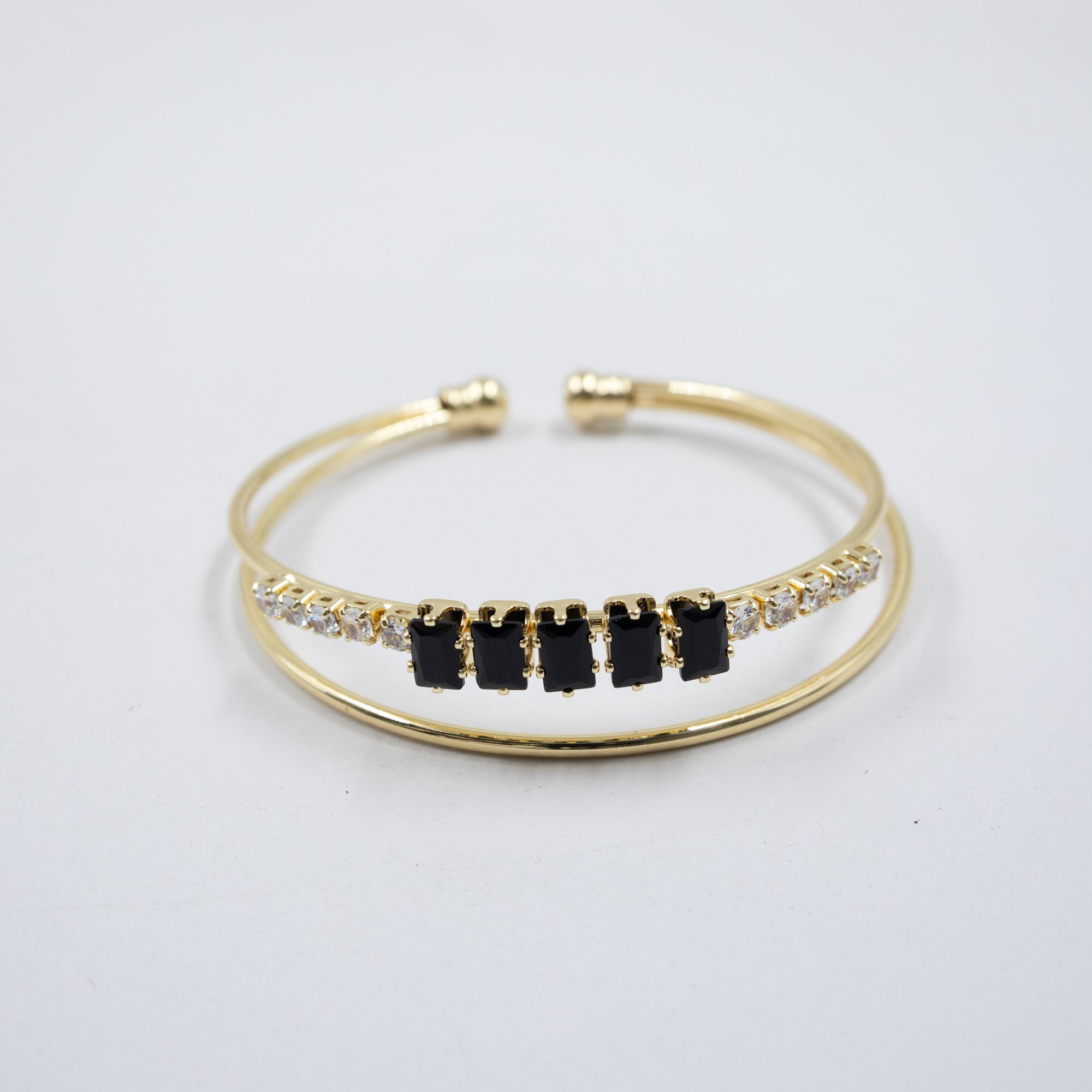 Pulsera dorada con flor y piedras blancas M1 Oro Laminado