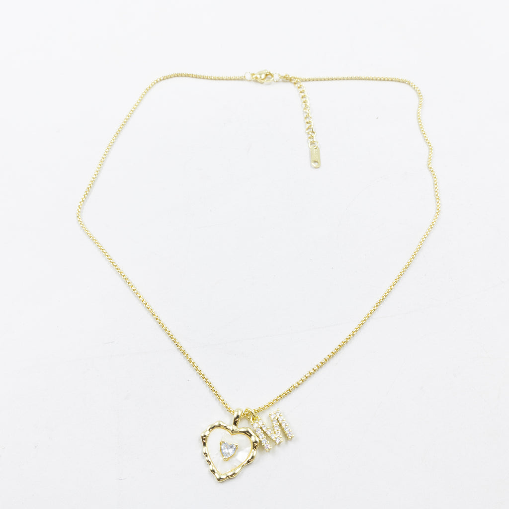 Collares Dorados con dije de Letra y corazon M2 Oro Laminado