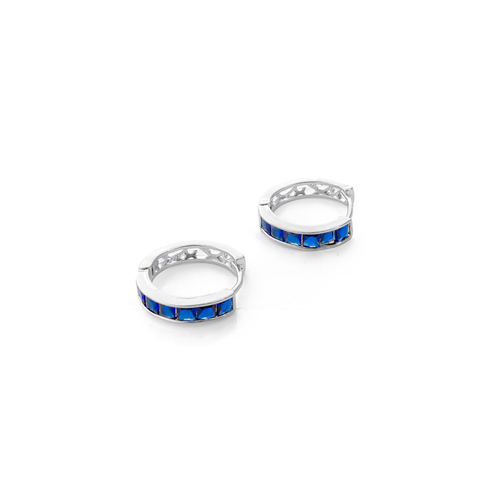 Aretes Plateados Huggies con Piedras Diferentes Colores M10 Oro Laminado