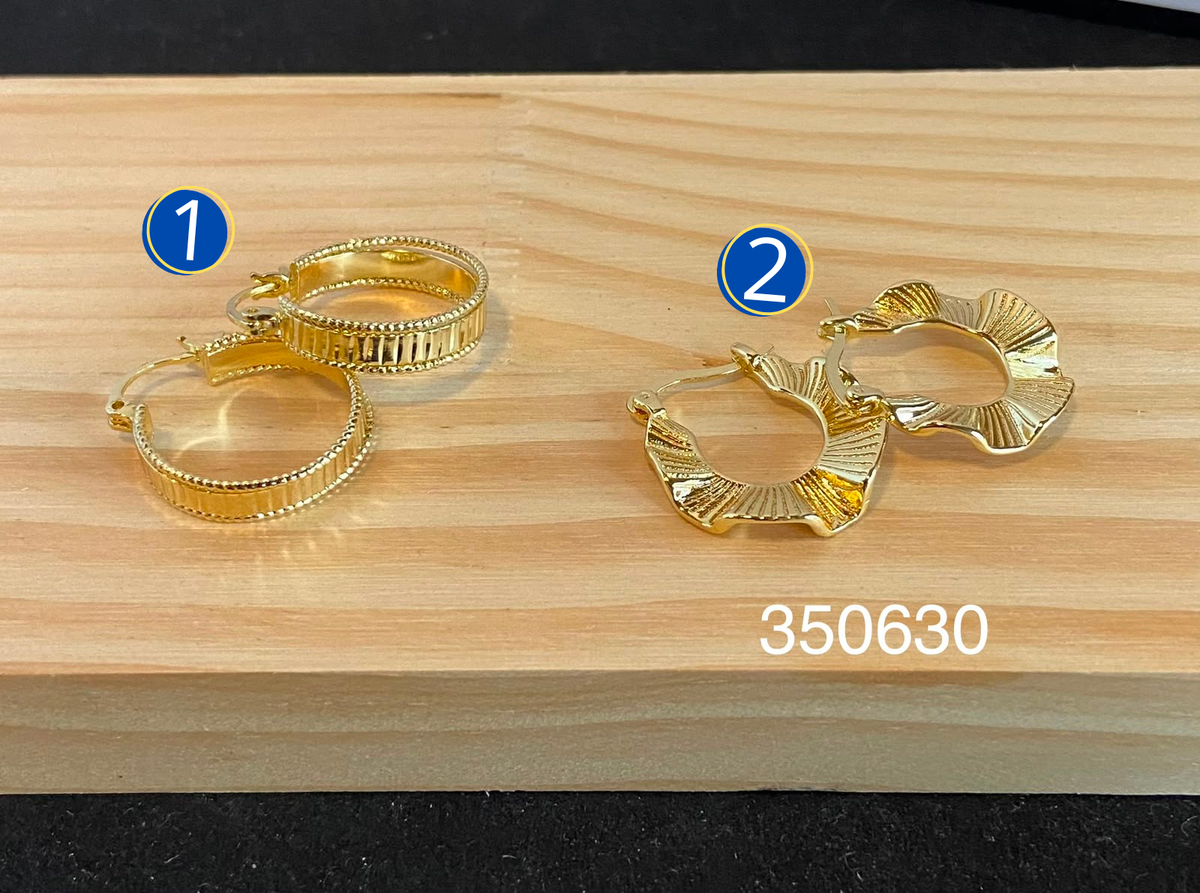 [12/SEPTIEMBRE/26] Aretes Dorados M6 Oro Laminado
