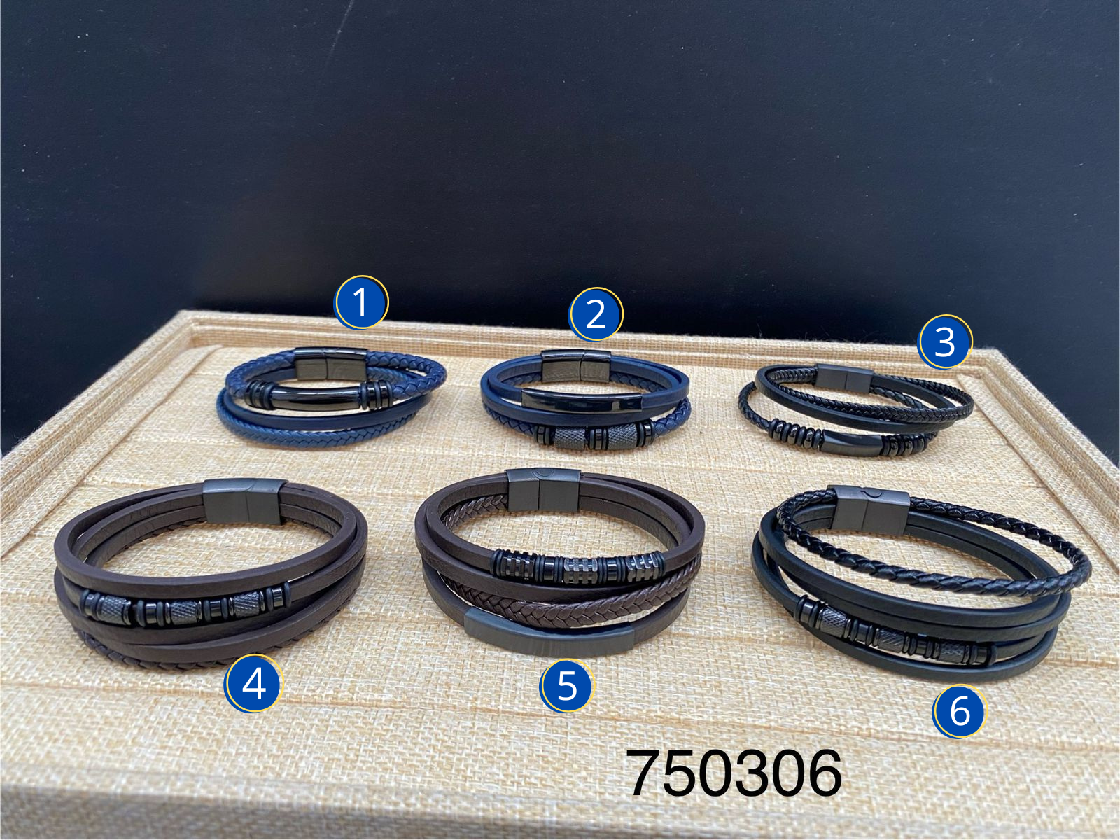 Pulsera de cuero M11 Oro Laminado