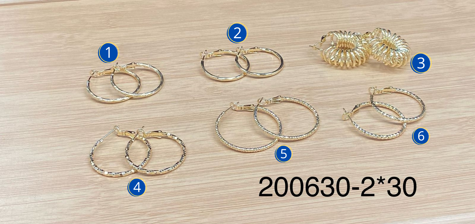 Arracadas Doradas M1 Oro Laminado
