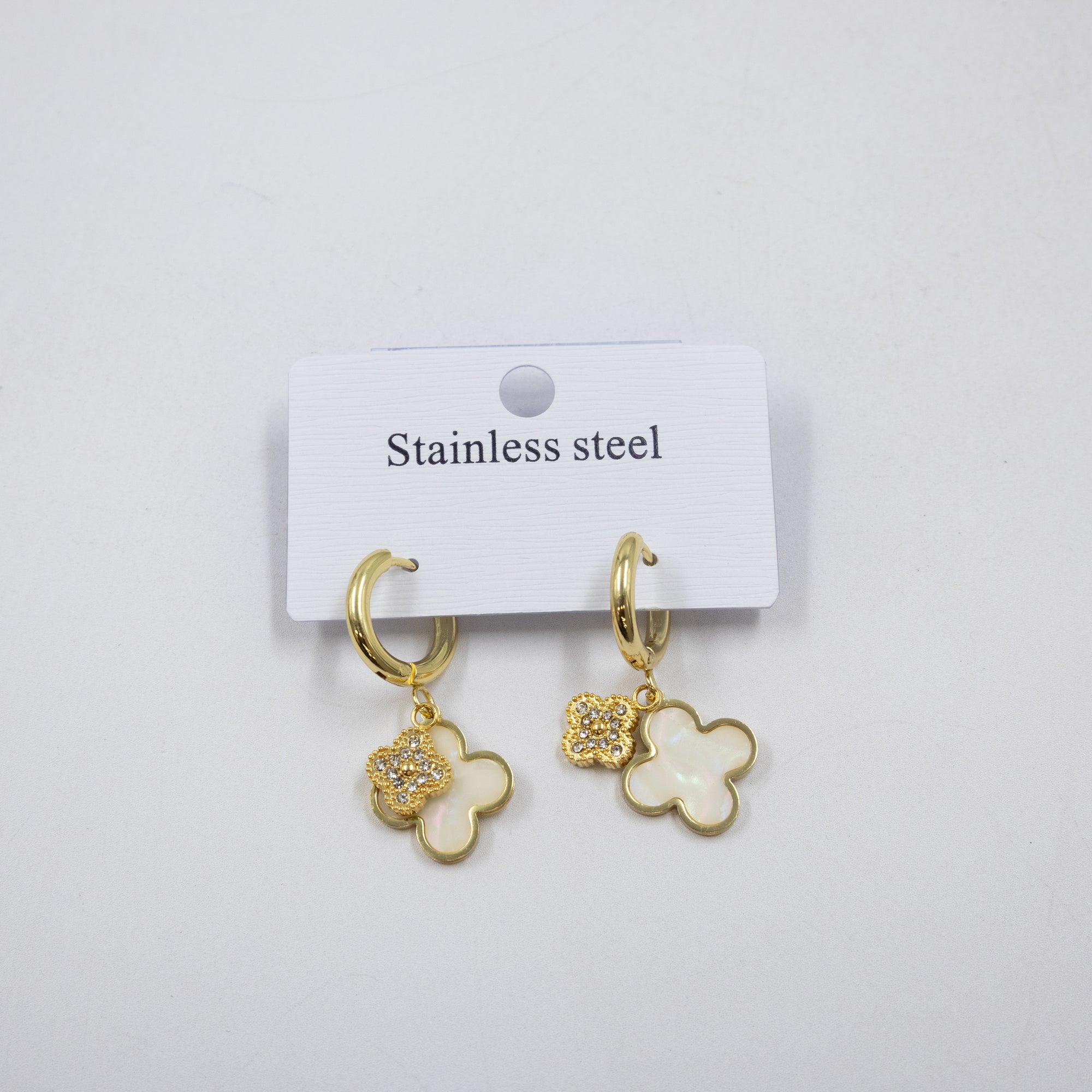 Aretes Dorados de Trebol M3 Oro Laminado