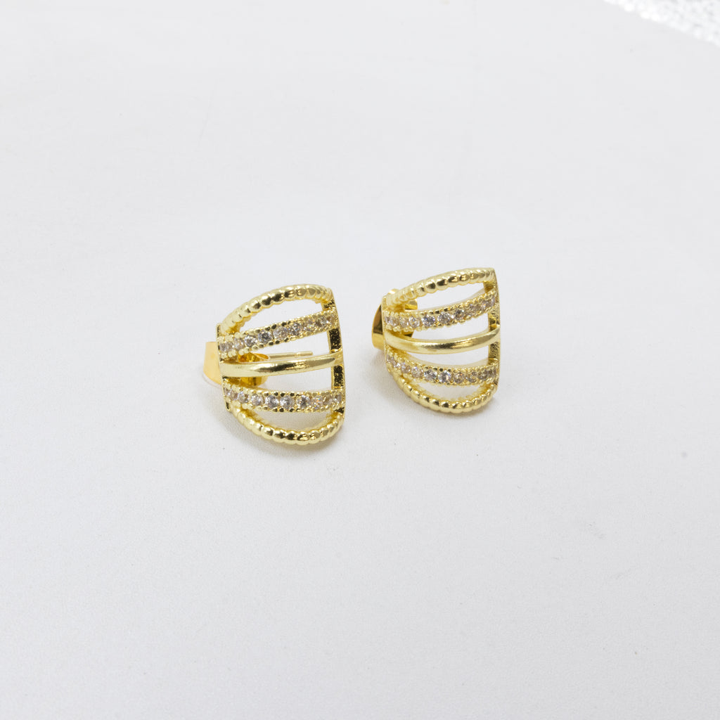 Aretes Dorados Caja 2 01/06/26 M2 Oro Laminado