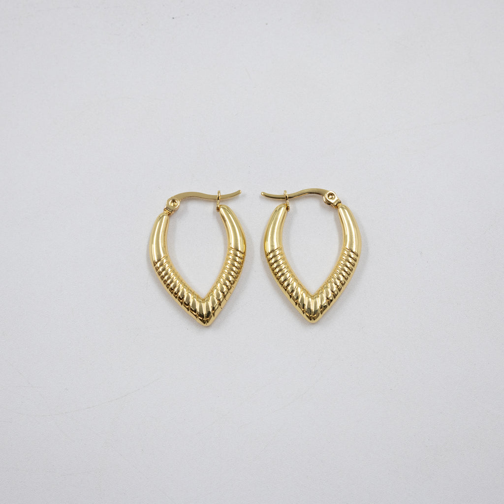 Aretes Dorados Chicos M3 Oro Laminado