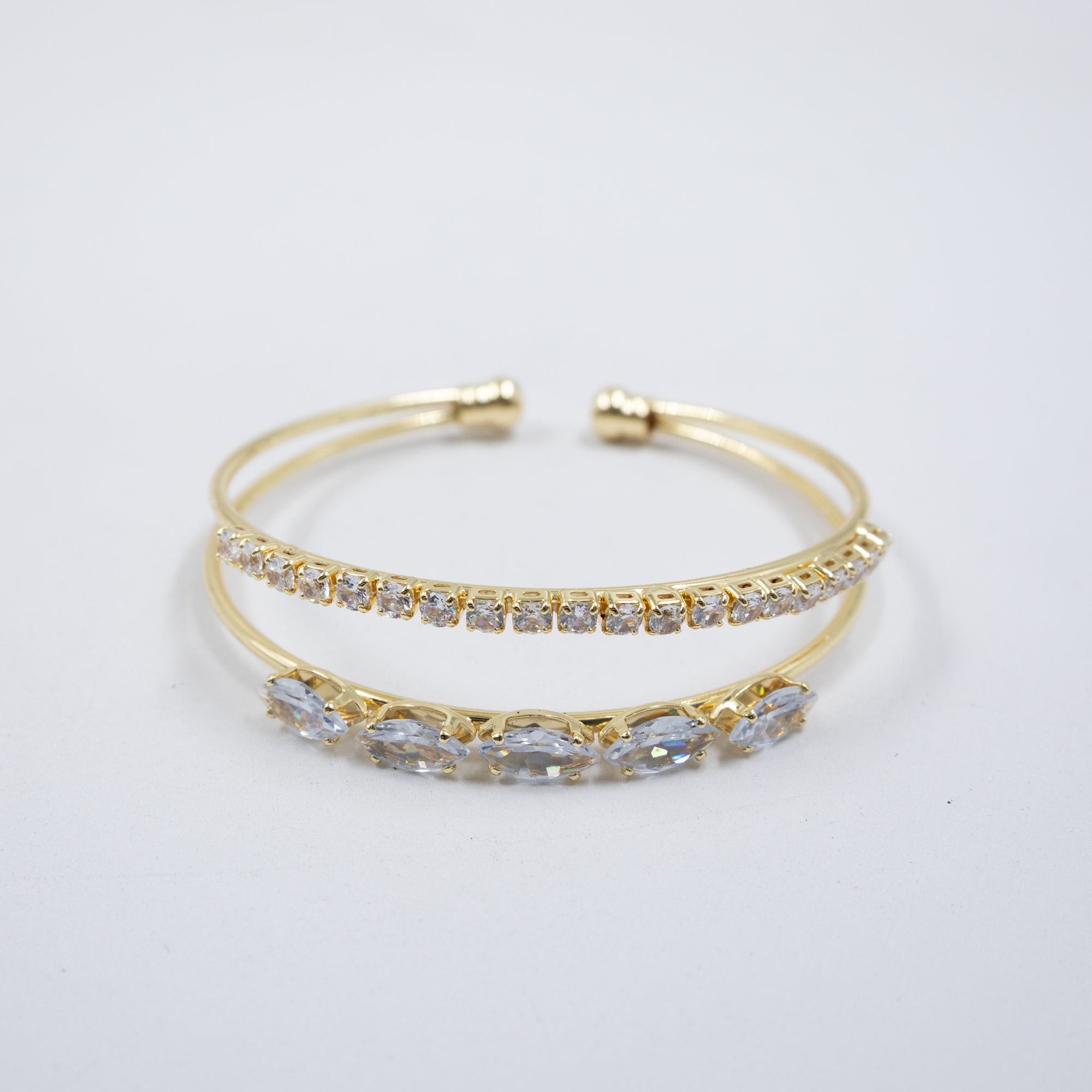 Pulsera dorada con piedras M2 Oro Laminado
