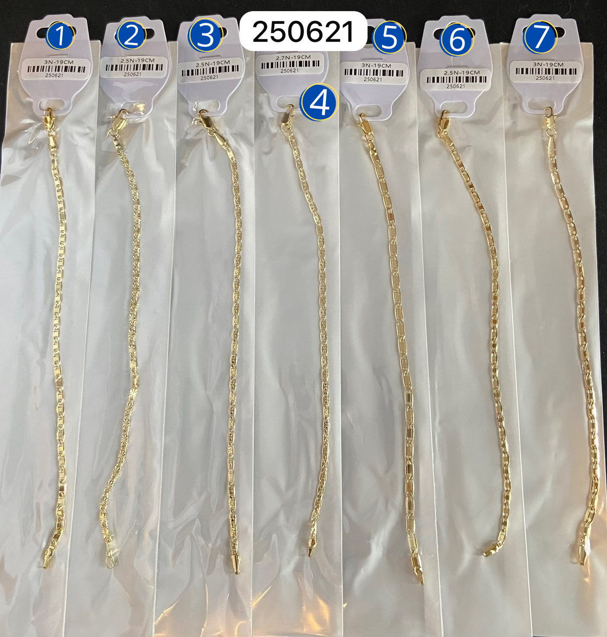 [12/SEPTIEMBRE/26] Pulsera Dorada de 19 cm M4 Oro Laminado