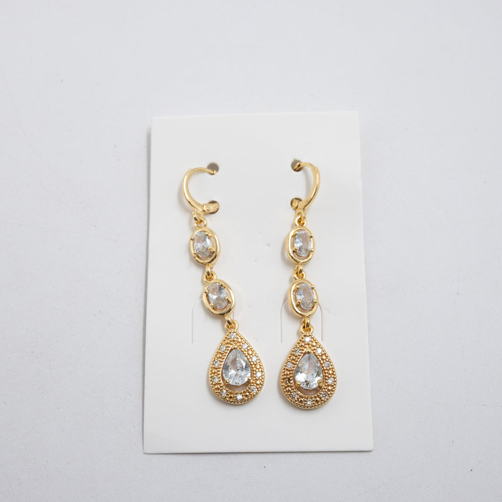 Aretes Largos Dorados con piedras M4 Oro Laminado