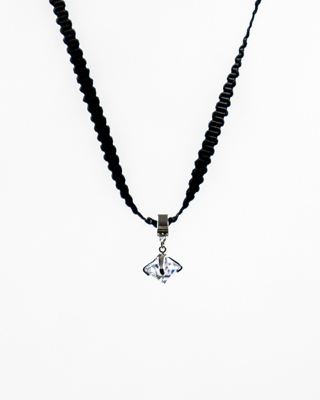 Collar Gargantilla Negro M7 Oro Laminado