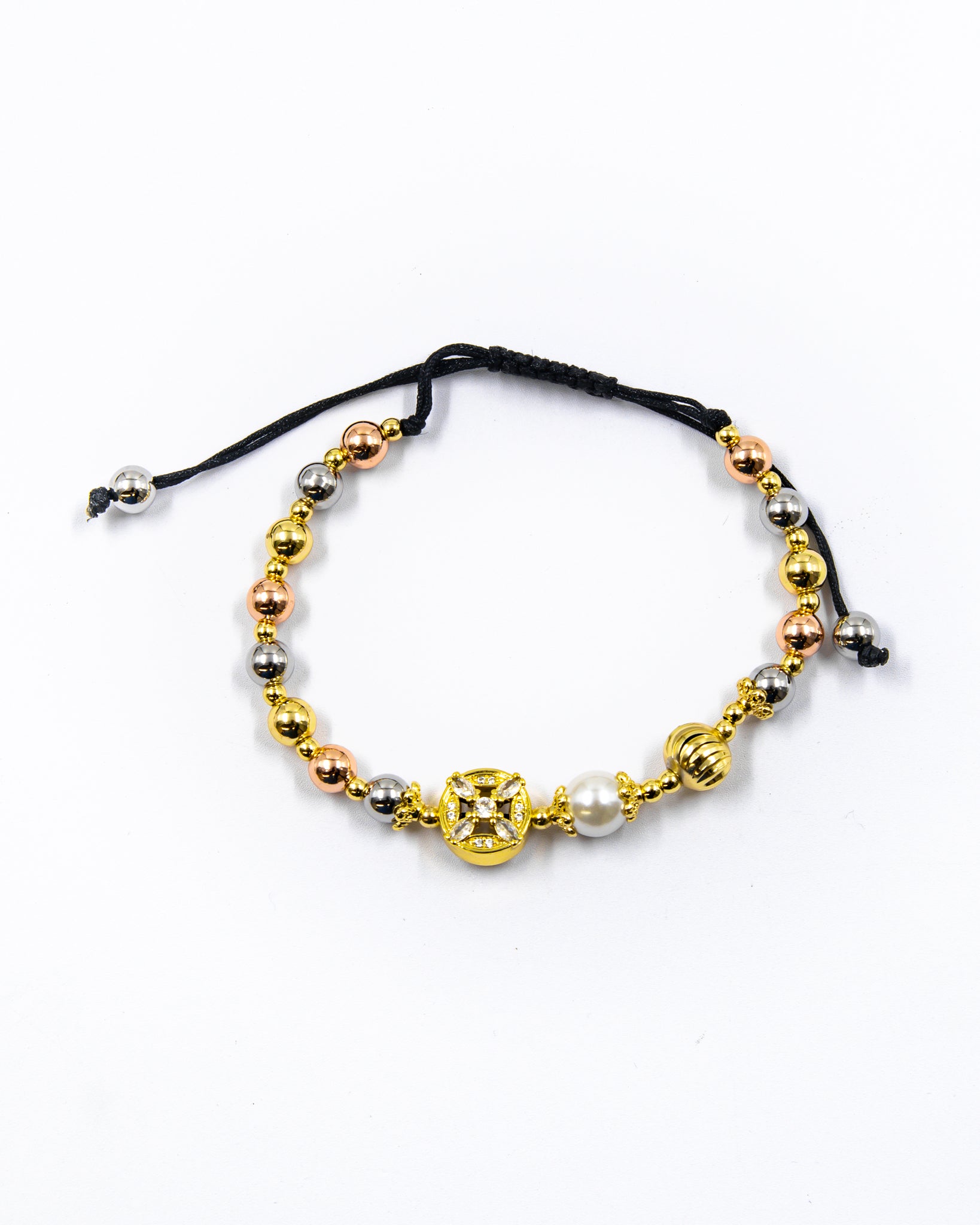 Pulsera de cuentas ajustable con dije - M1 Oro Laminado