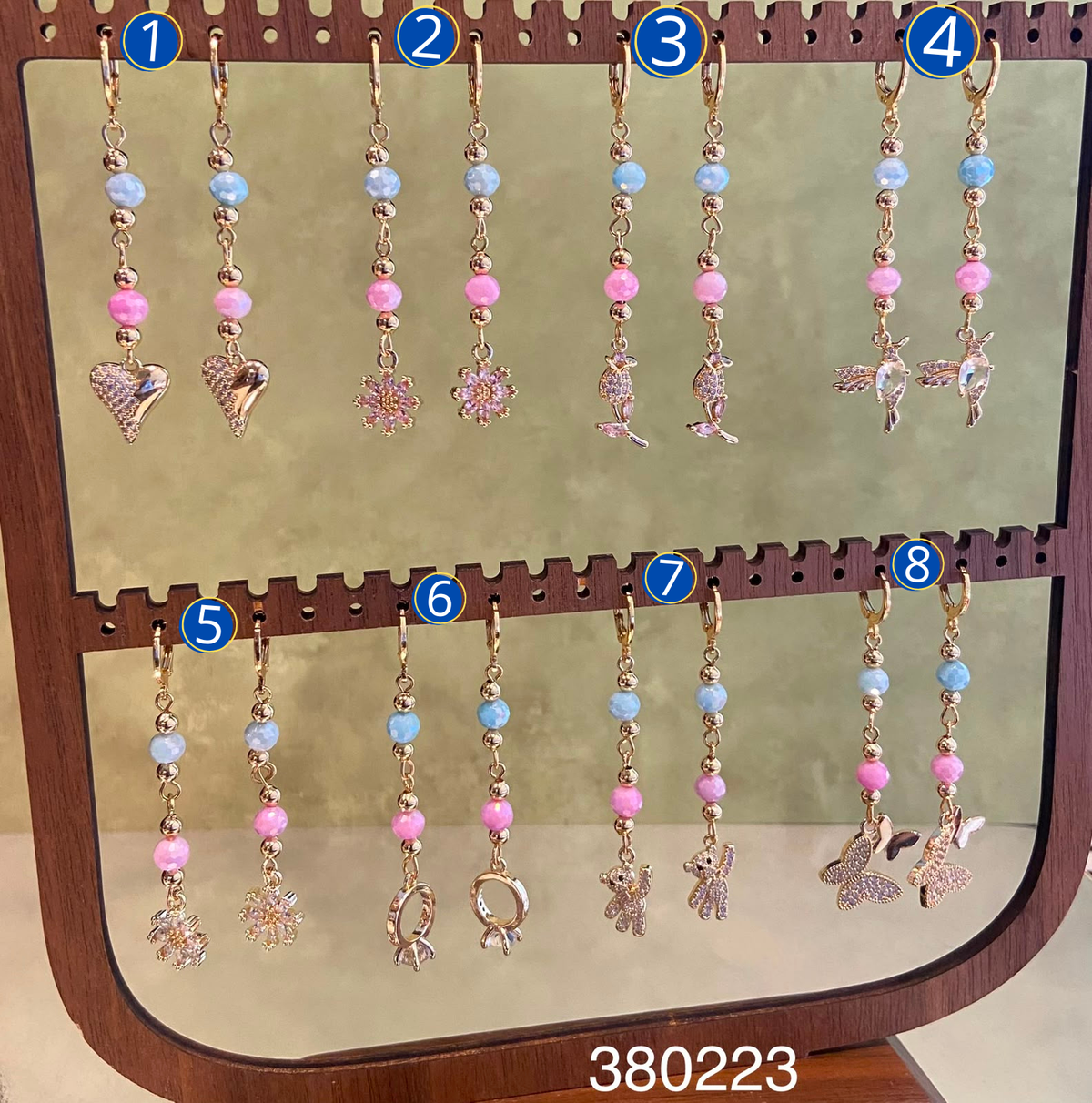 [12/SEPTIEMBRE/26] Aretes Largos Dorados M3 Oro Laminado
