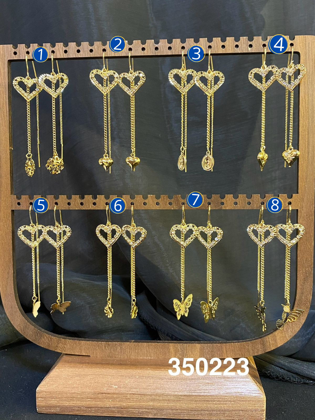 [08/JUNI/26] Aretes Largos de Corazón Dorados M1 Oro Laminado