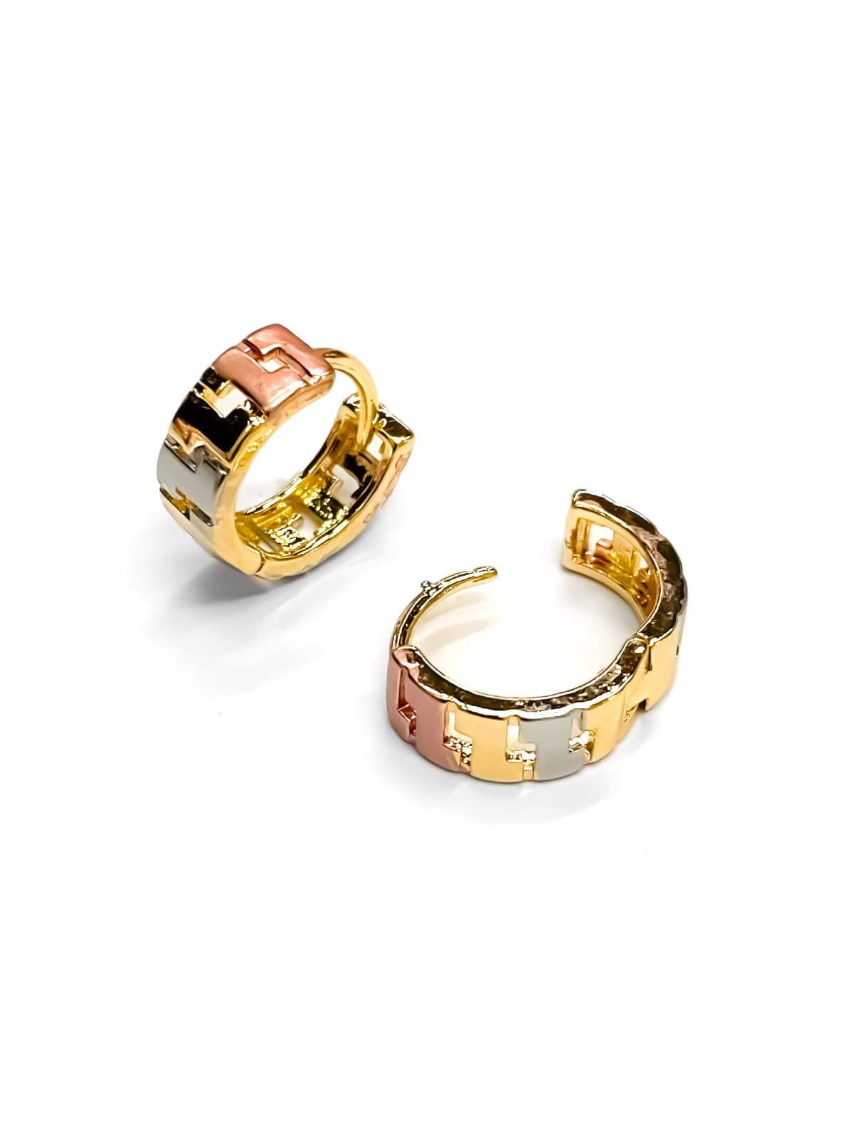 ARETES HUGGIES M7 - ORO LAMINADO