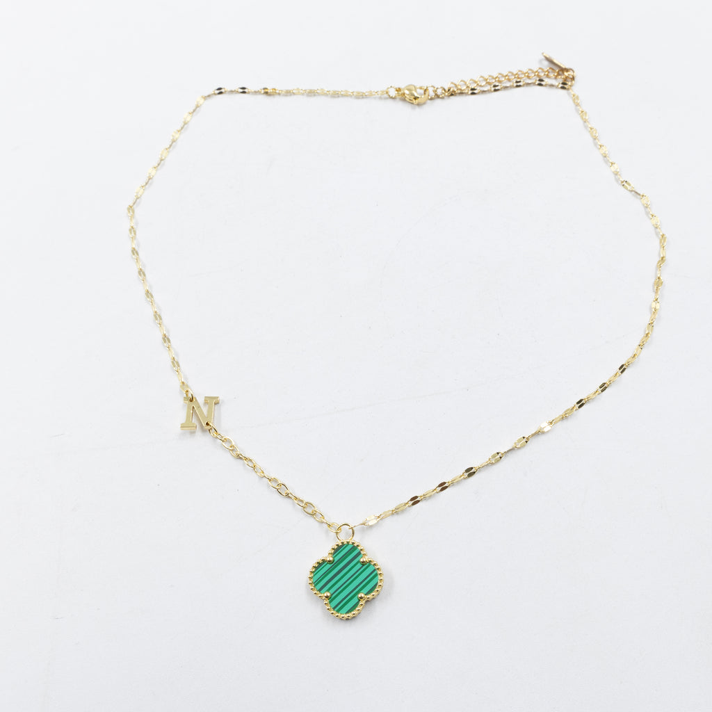Collares Dorados con dijes de letra L, M, N y dije de Trebol M4 Oro Laminado