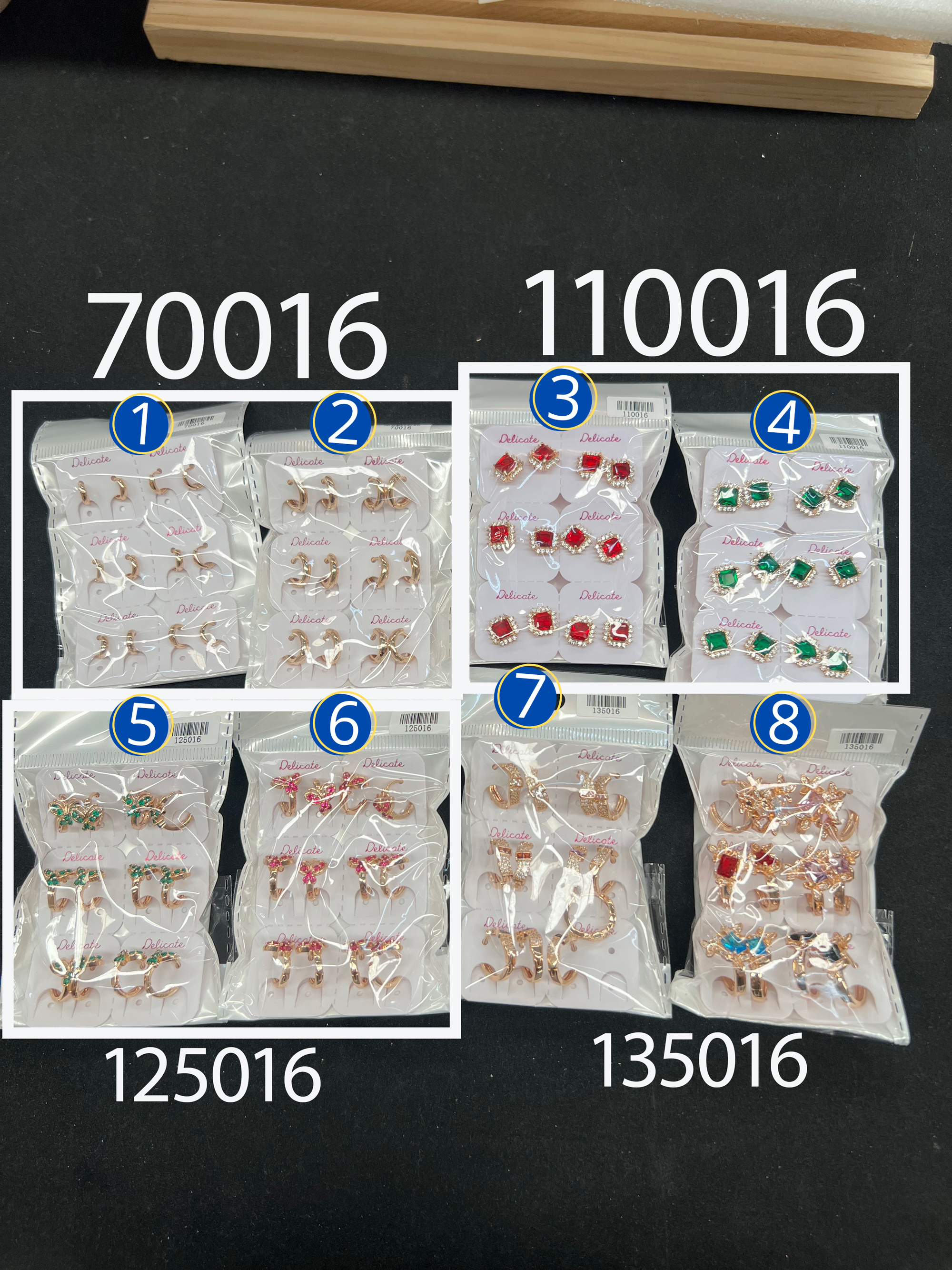 [07/JULIO/26] Paquete de 5 pares de aretes M3 ORO Laminado