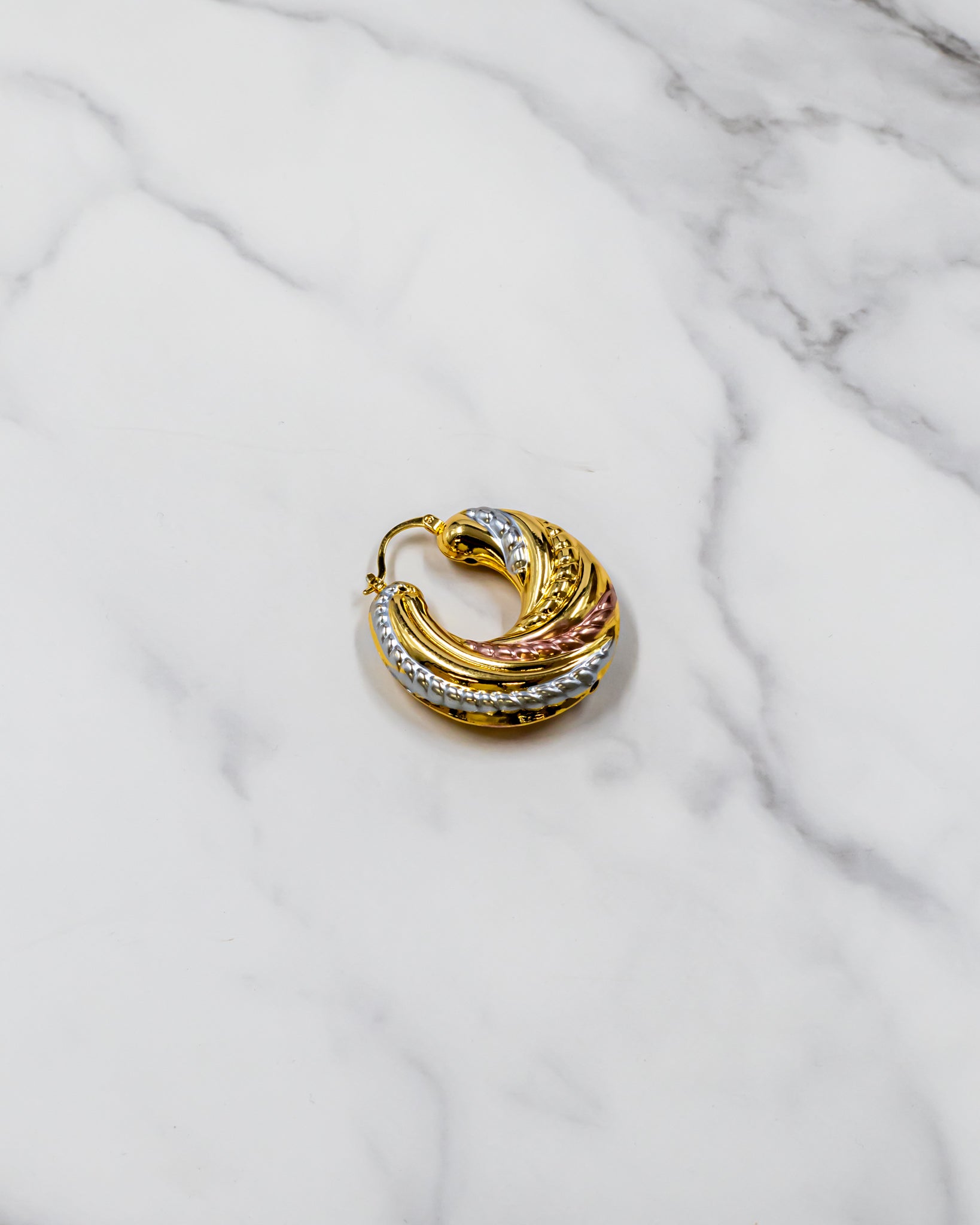 Aretes tipo canasta - M1 Oro Laminado