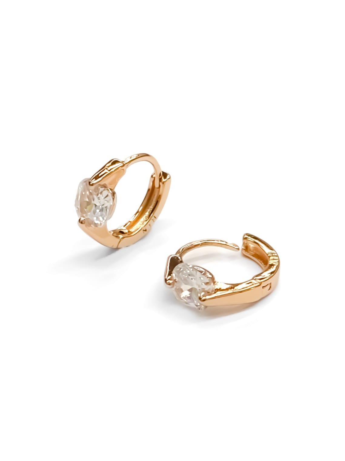 ARETES HUGGIES M5 - ORO LAMINADO