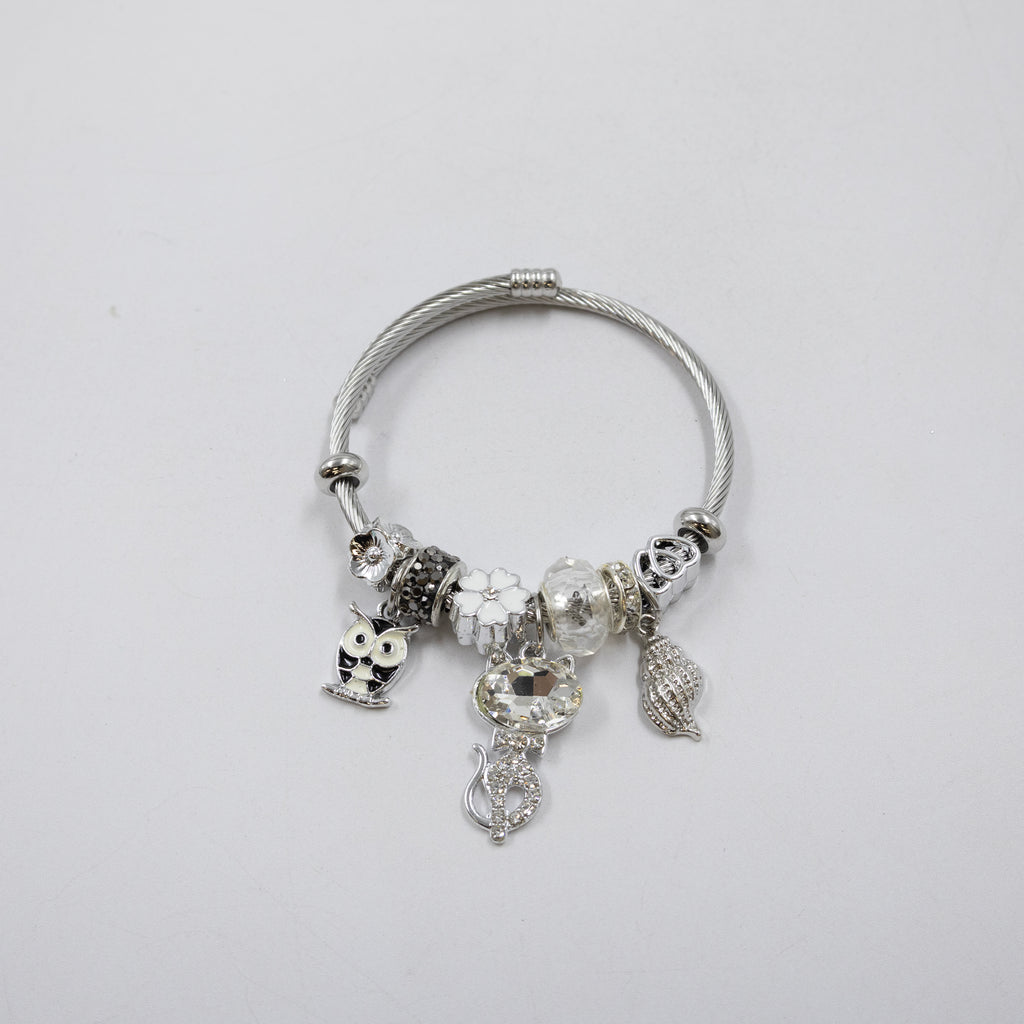 Pulsera tipo Pandora Plateados M11 Oro Laminado