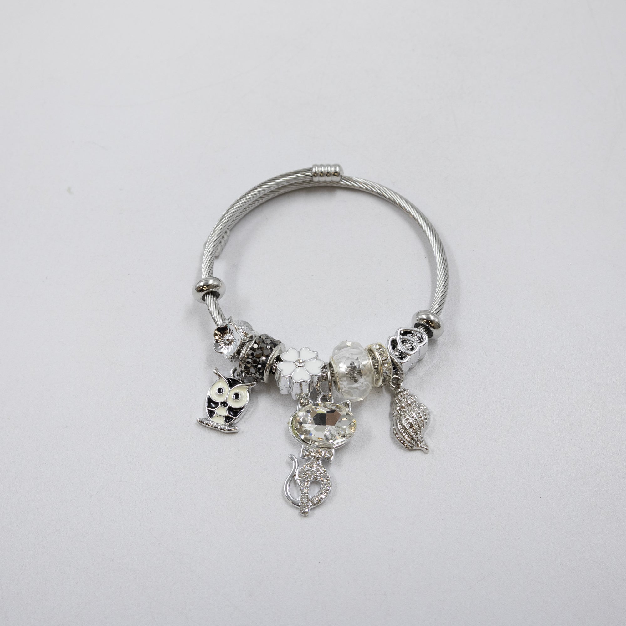 Pulsera tipo Pandora Plateados M11 Oro Laminado