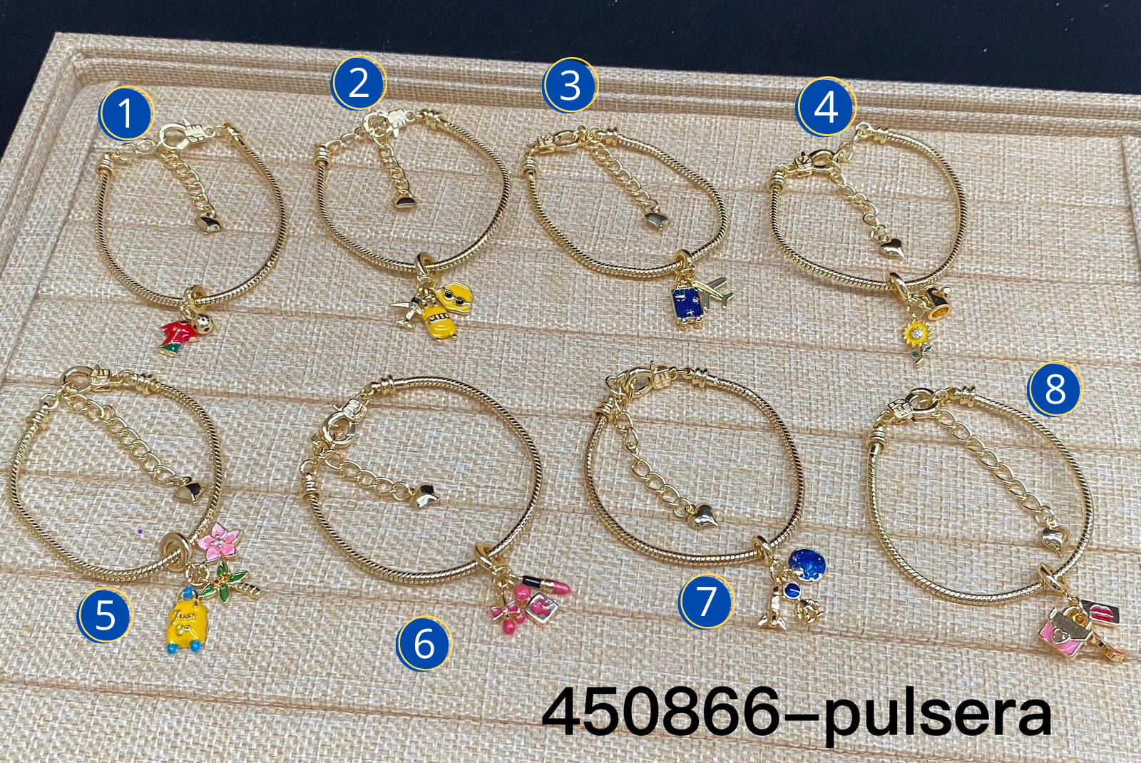 Pulseras con dijes M22 ORO LAMINADO