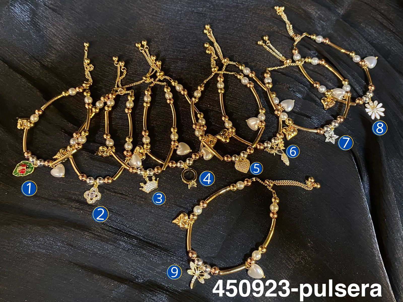 [08/JUNI/26] Pulsera Dorada de cuentas y Dije M2 Oro Laminado