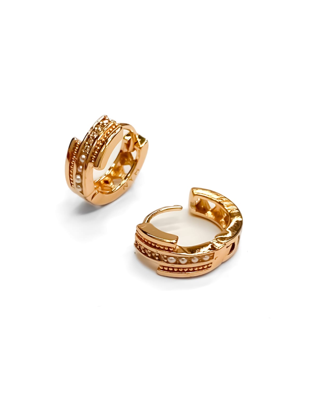 ARETES HUGGIES M4 - ORO LAMINADO
