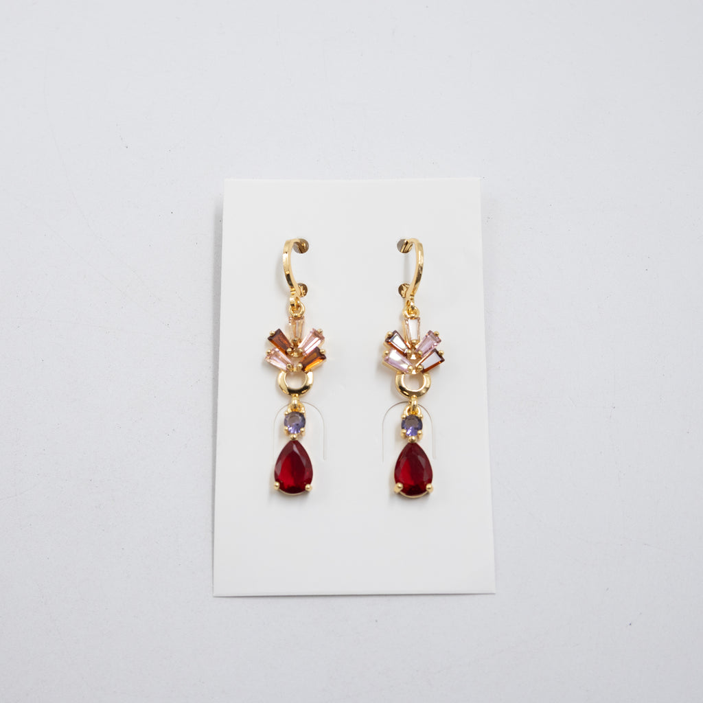 Aretes Largos Dorados con piedras M5 Oro Laminado