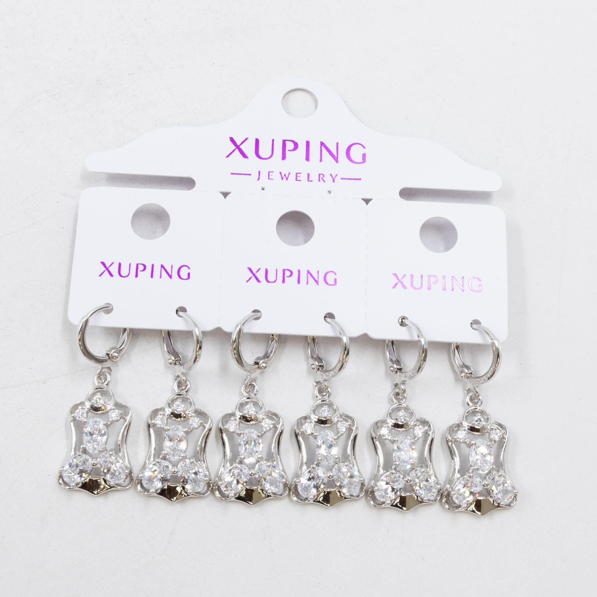 Paquete de tres pares de Aretes Plateados Xuping con piedras M1 Oro Laminado