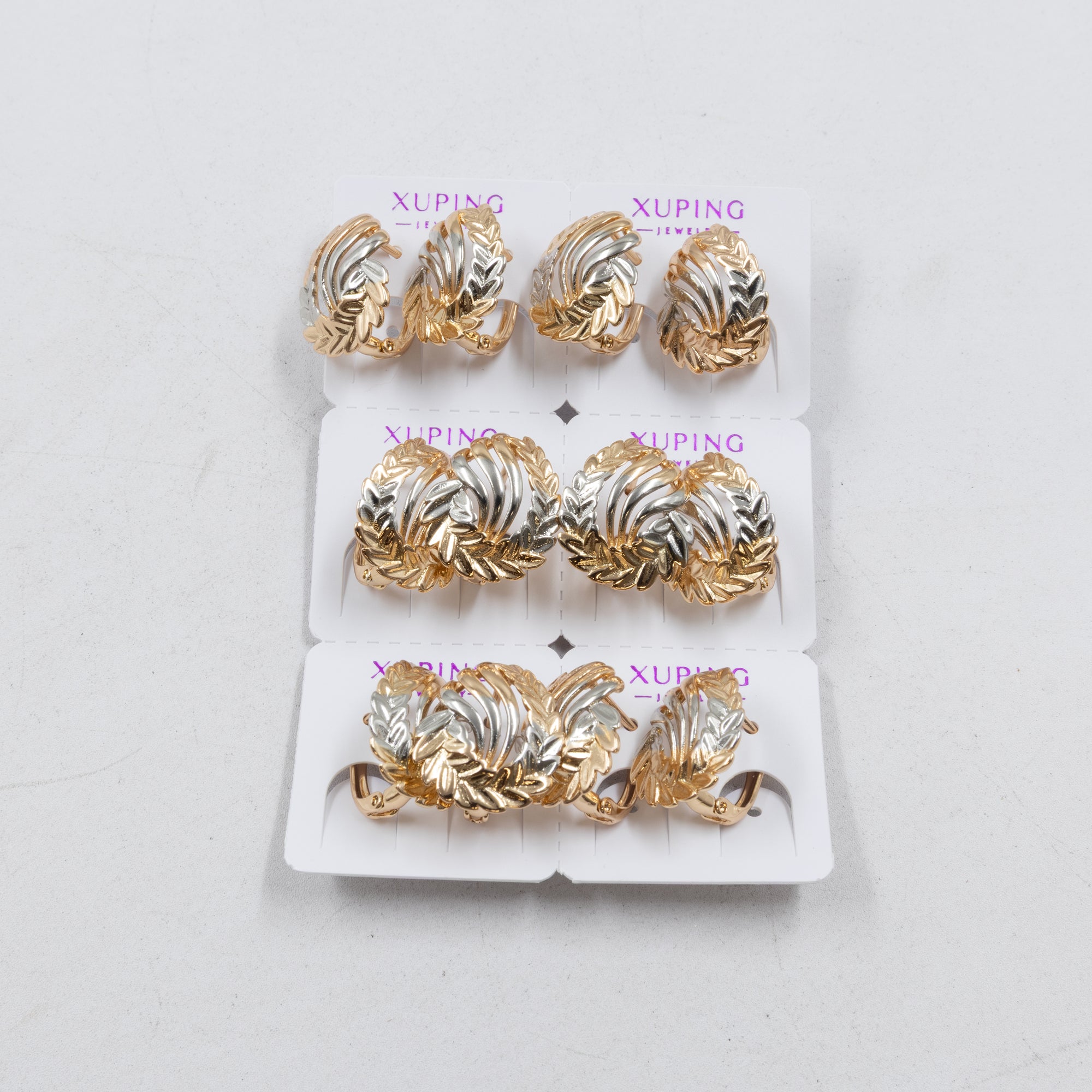 Paquete de 6 pares de Aretes Xuping Dorado M3 Oro Laminado