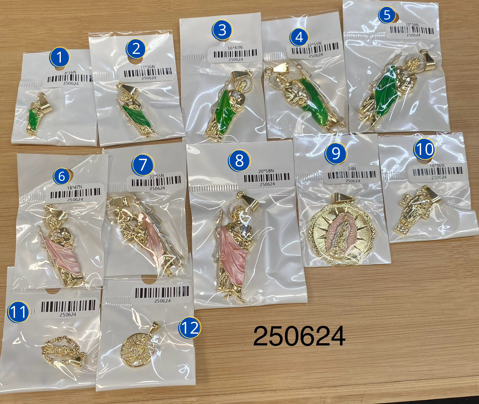 Dijes Religiosos M1 Oro Laminado