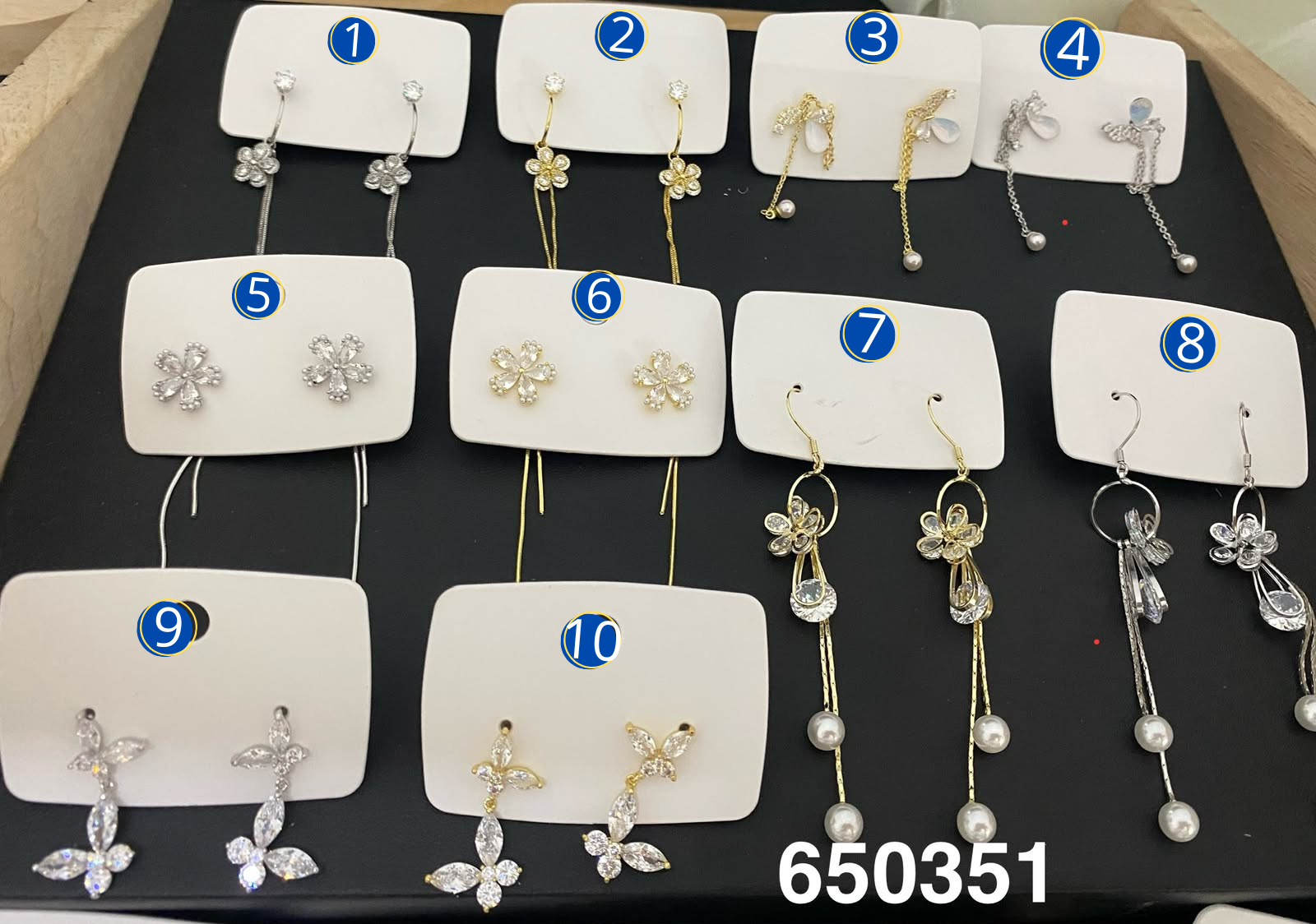 [08/JUNI/26] Aretes Dorados y Plateados M16 Oro Laminado