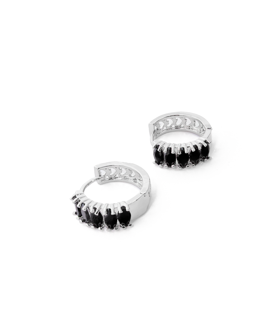 Aretes Plateados Huggies con Piedras Diferentes Colores M13 Oro Laminado