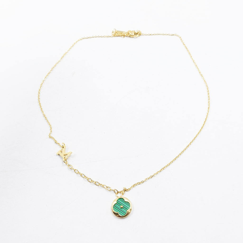 Collares Dorados con dijes de letra M,L,K y dije de Trebol M4 Oro Laminado