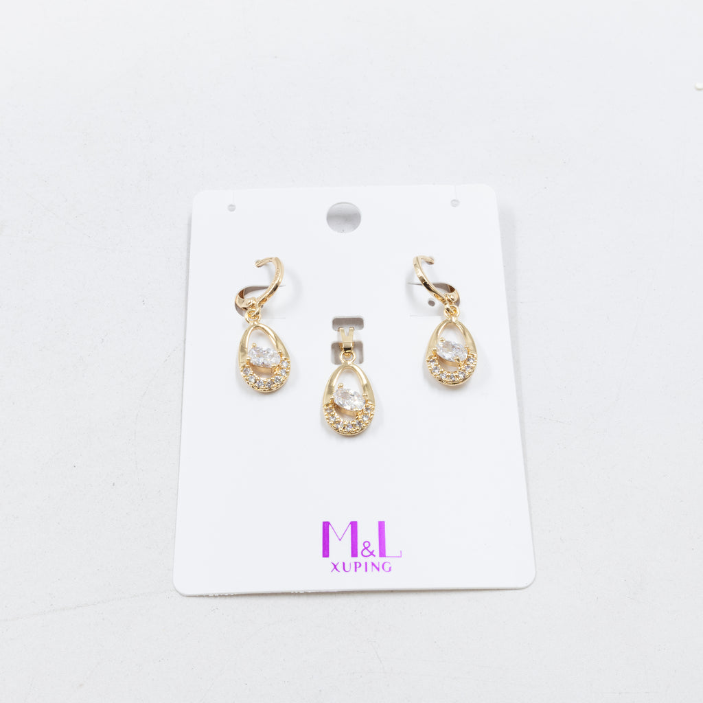 Conjunto de de Aretes y Dije M6 Oro Laminado