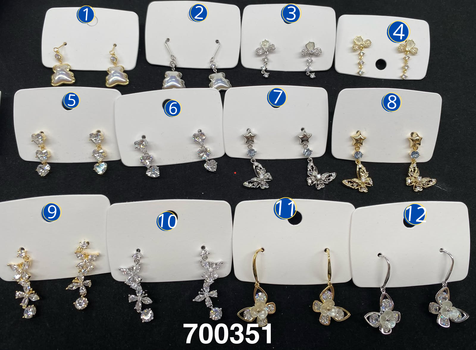 [08/JUNI/26] Aretes Dorados y Plateados M9 Oro Laminado