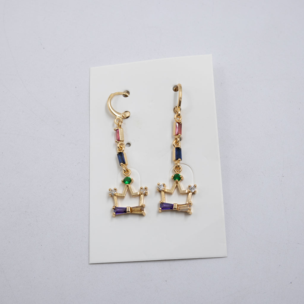 Aretes Largos Dorados con piedras M3 Oro Laminado