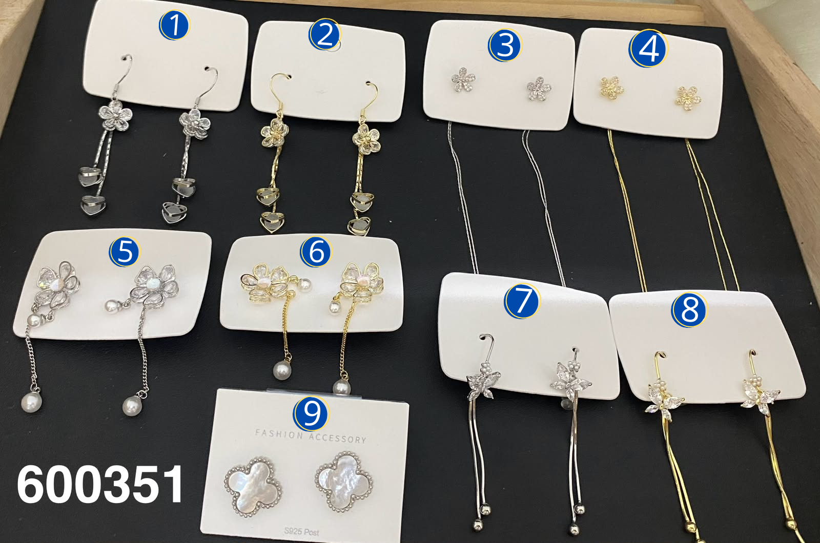 [08/JUNI/26] Aretes Dorados y Plateados M3 Oro Laminado