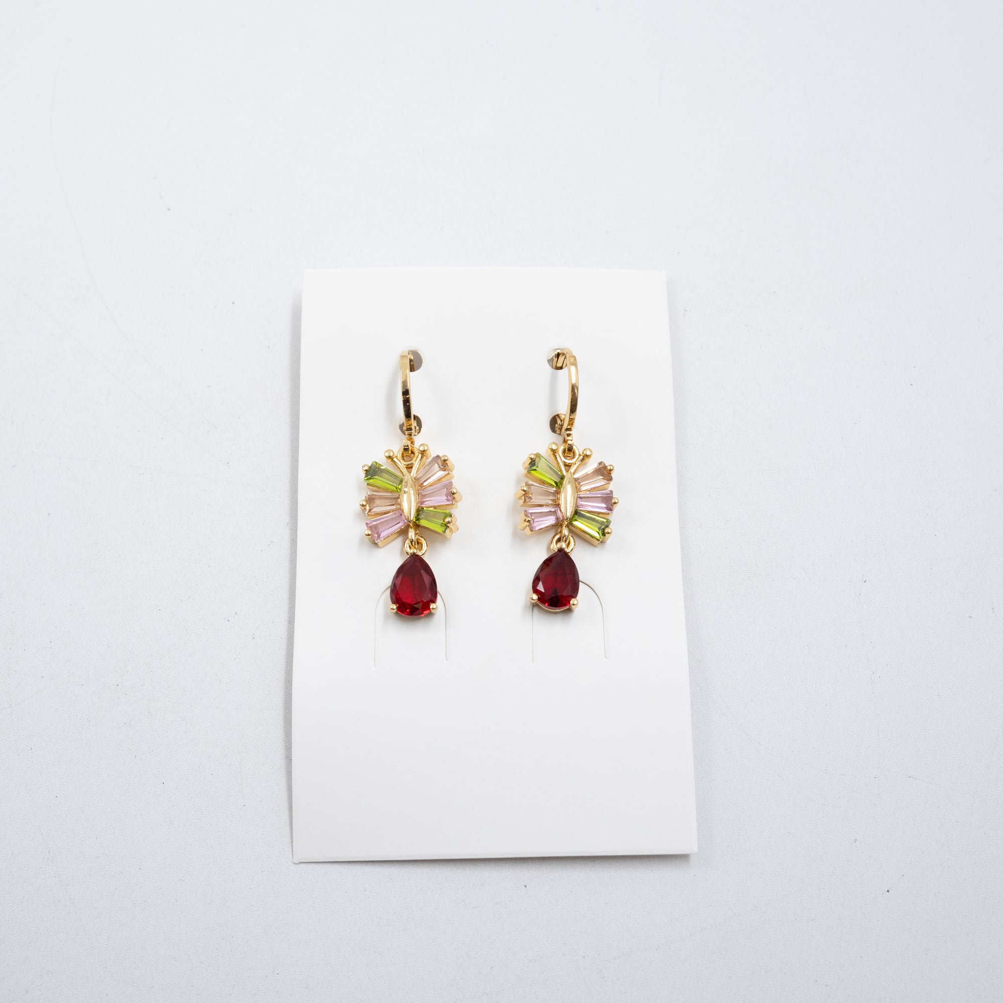 Aretes Largos Dorados con piedras M5 Oro Laminado