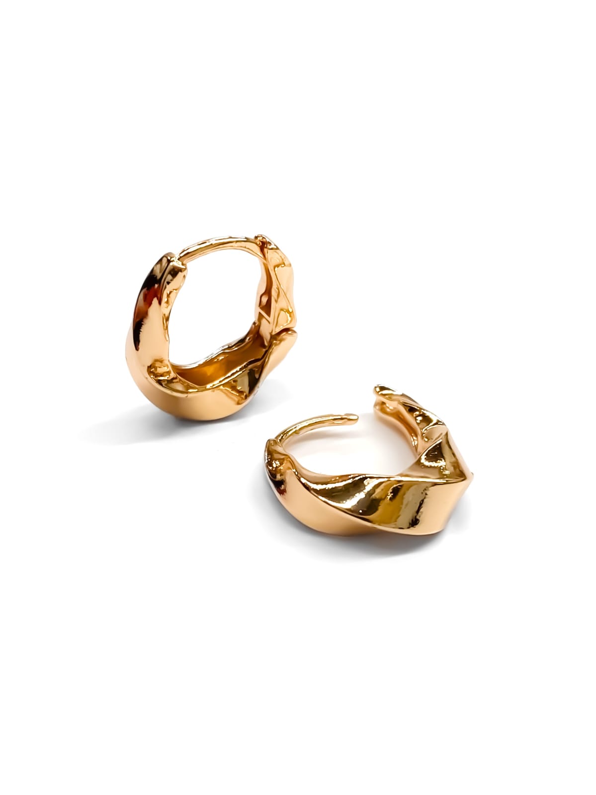 ARETES HUGGIES M17 - ORO LAMINADO