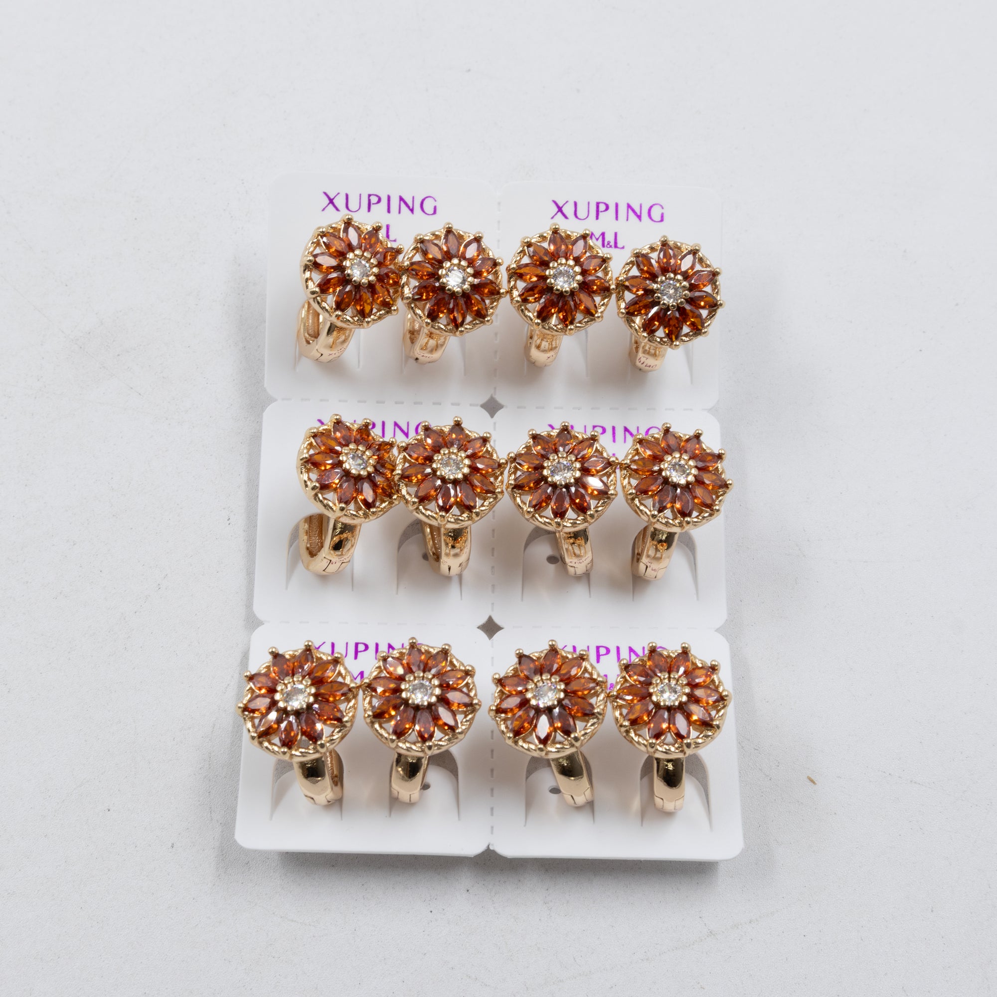 Paquete de 6 pares de Aretes Xuping Dorado M8 Oro Laminado