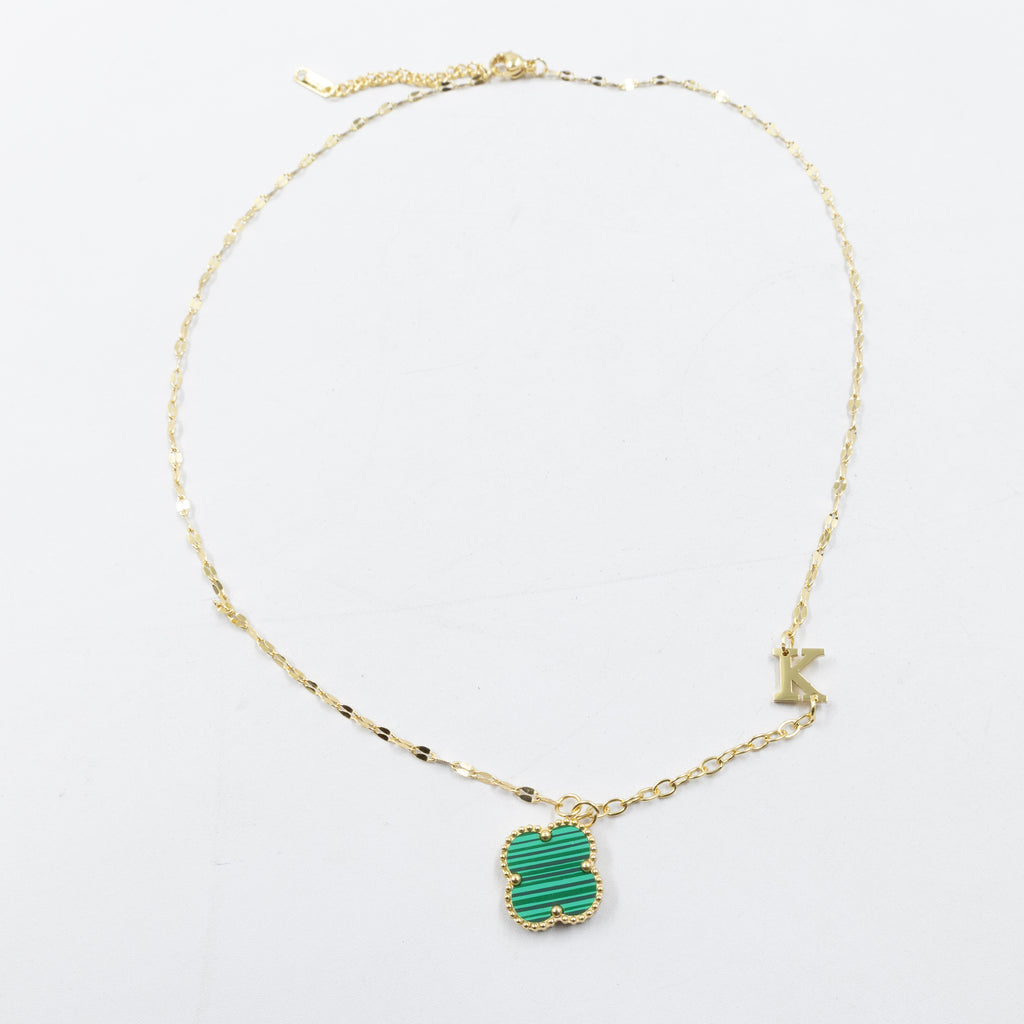 Collares Dorados con dijes de letra G, I ,K y dije de Trebol M3 Oro Laminado