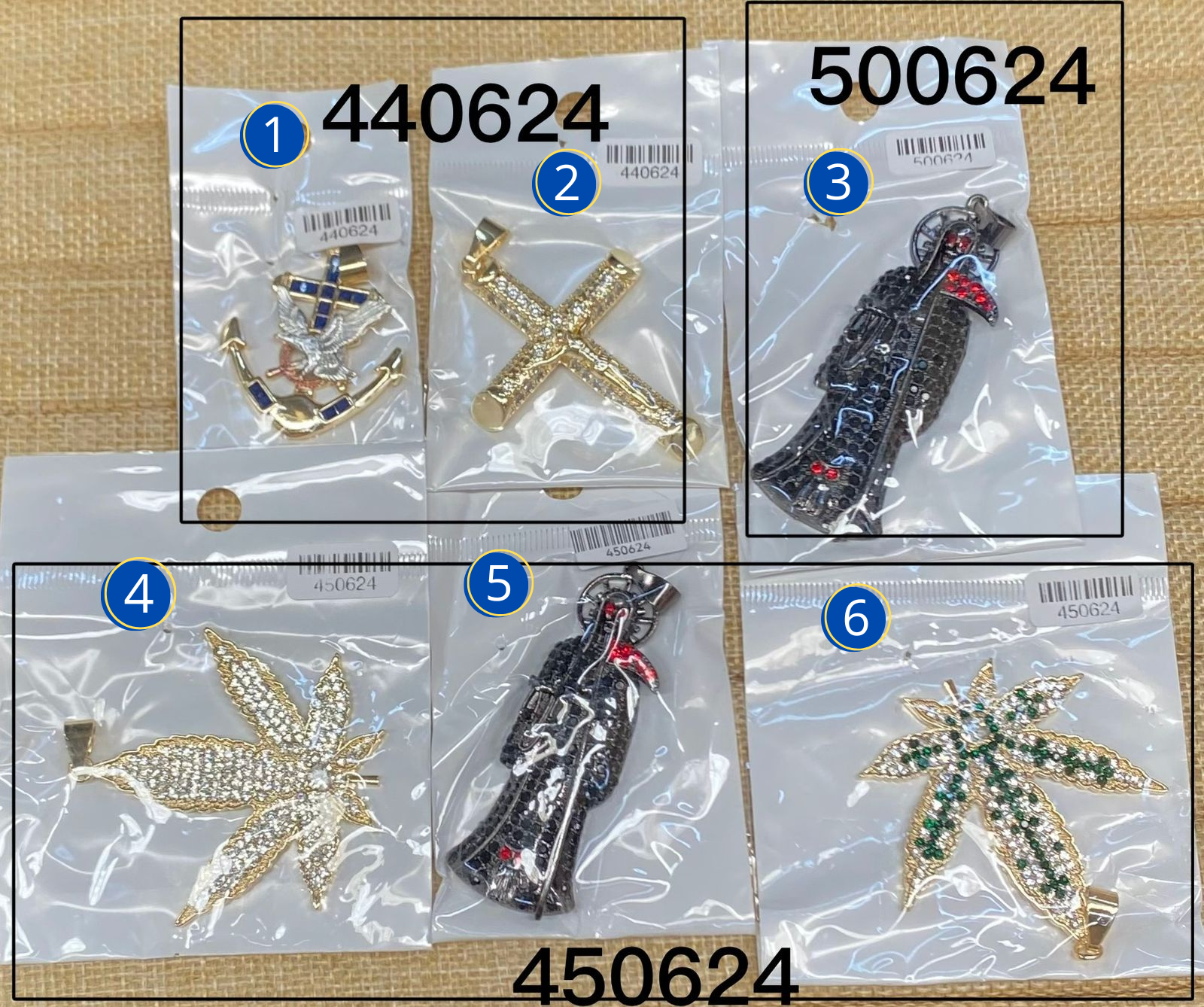 Dijes Dorados M39 Oro Laminado