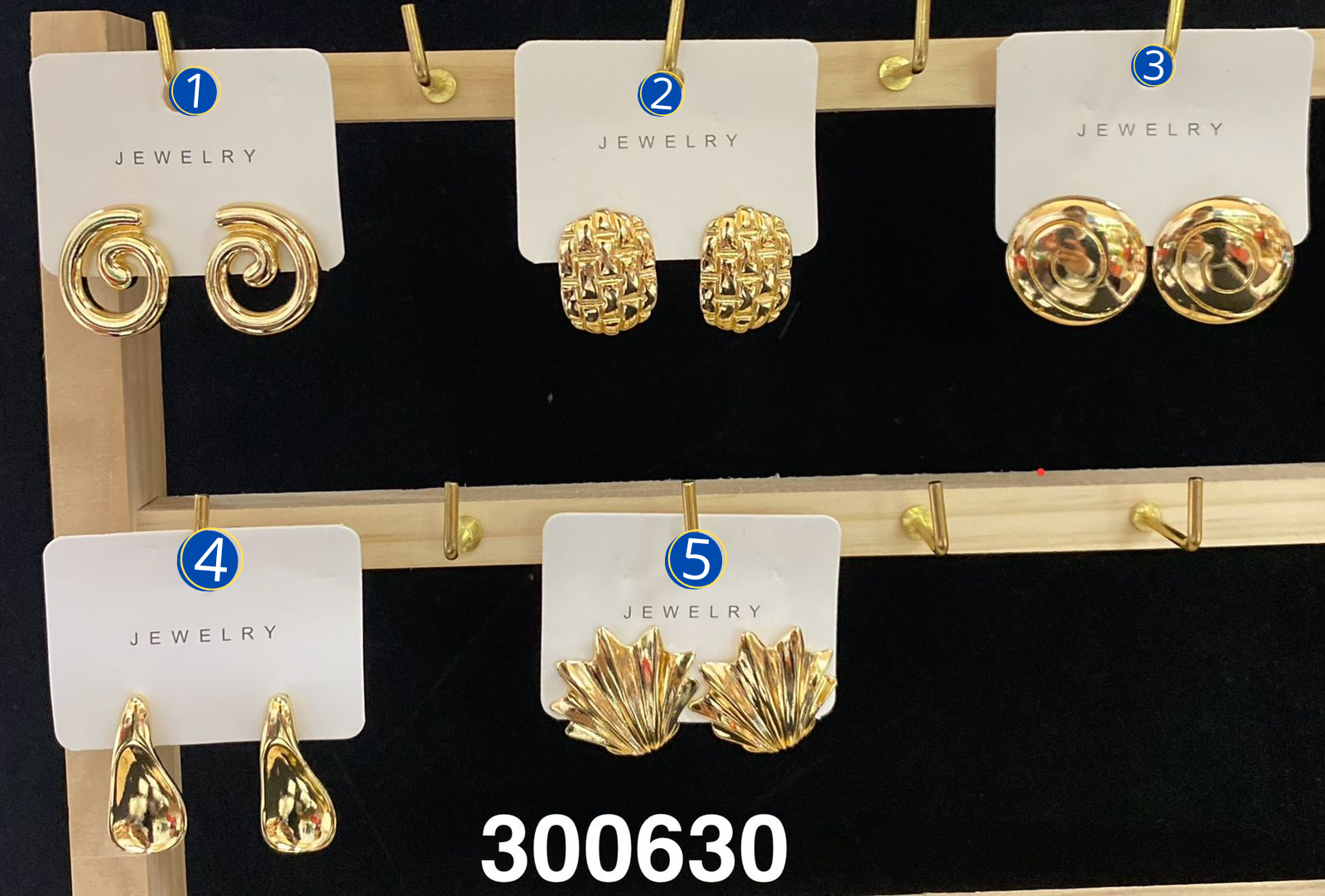 Aretes Dorados Diferentes Diseños M13 Oro Laminado